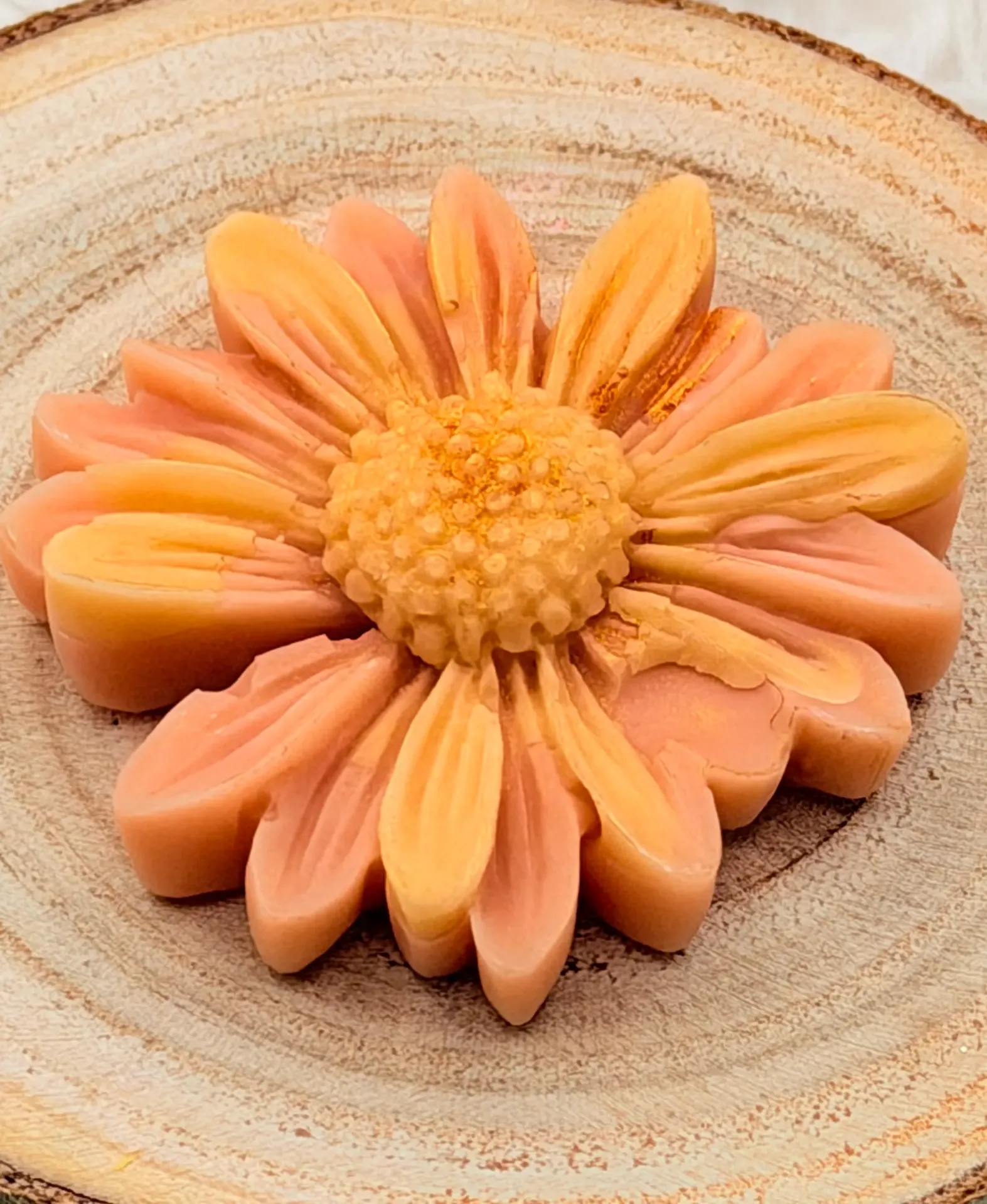 Fondant Parfumé en Marguerite "Éclat d'Ambre"