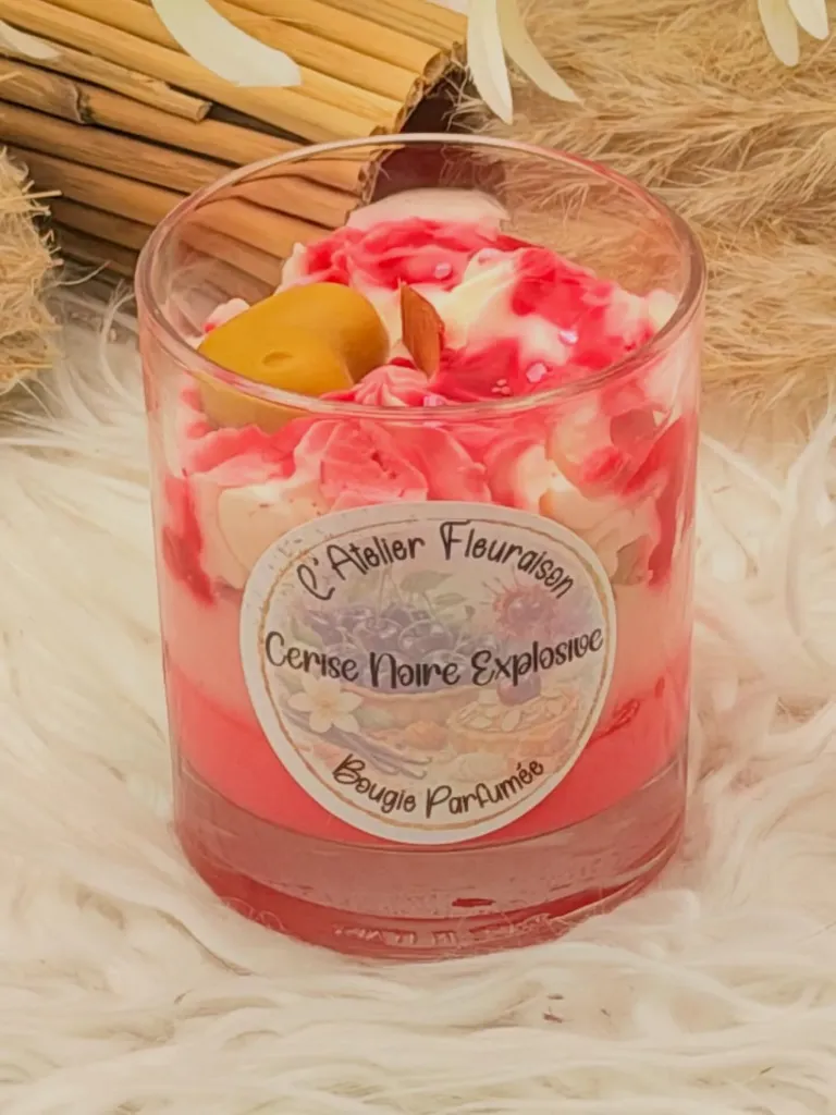 Bougie Parfumée "Cerise Noire Explosive"
