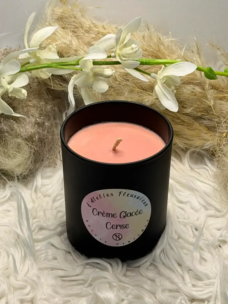 Bougie "Crème Glacée Cerise" 