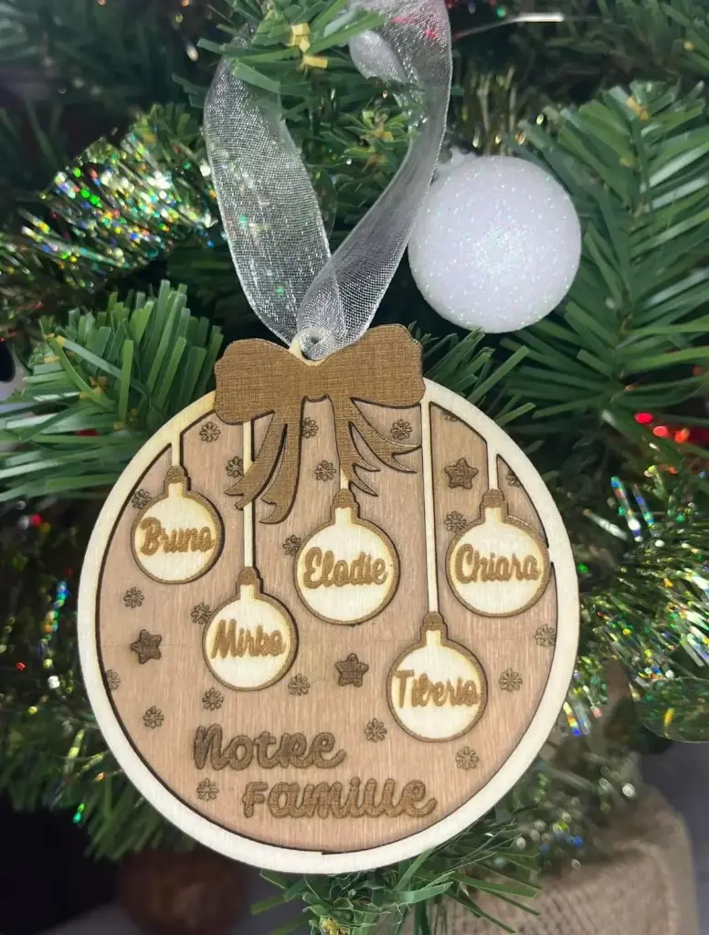 Boule de Noël "Notre Famille"