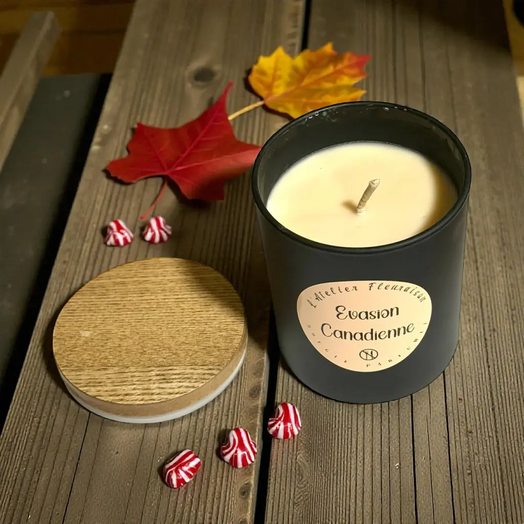 Bougie "Evasion Canadienne"  